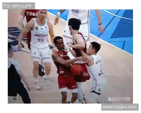 2015赛季CBA精彩对决江苏队与北京队的巅峰对抗回顾 2015赛季CBA精彩对决江苏队与北京队的巅峰对抗回顾