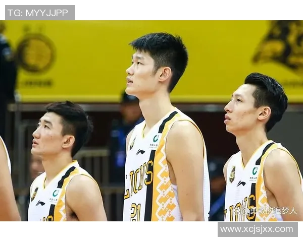 孙铭徽:从青涩少年到篮球场上的闪耀明星之路 孙铭徽:从青涩少年到篮球场上的闪耀明星之路